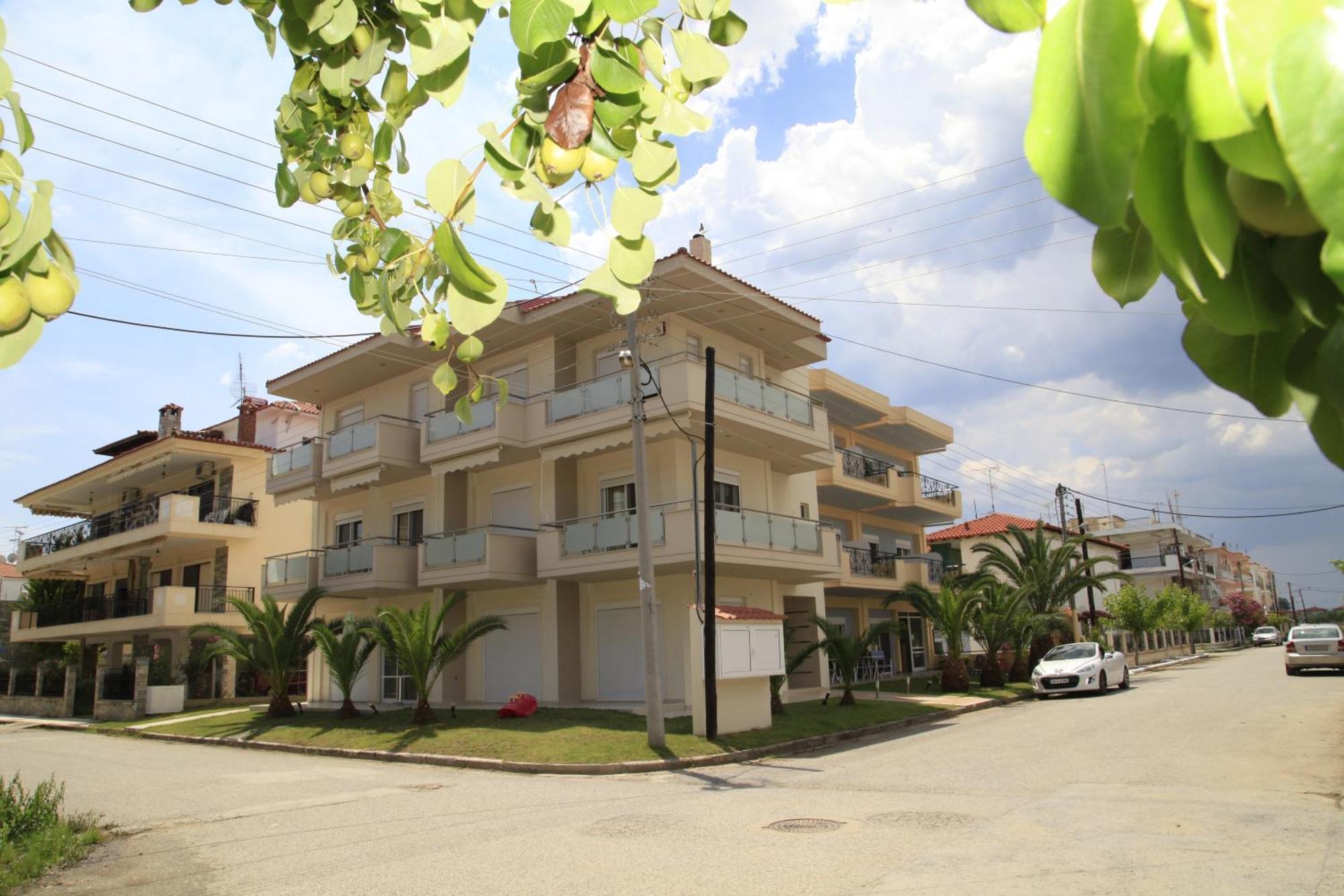 Vicky Rooms Paralia Dionysiou Bagian luar foto