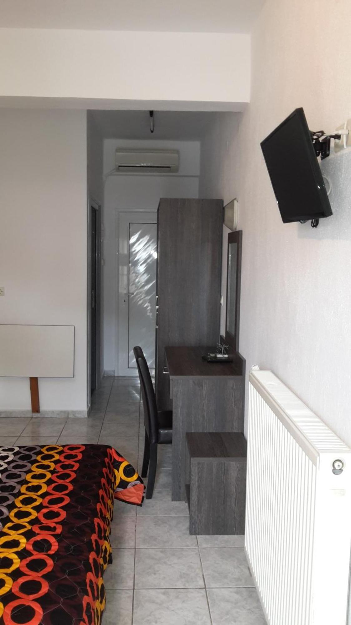 Vicky Rooms Paralia Dionysiou Ruang foto