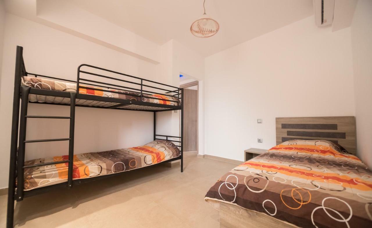 Vicky Rooms Paralia Dionysiou Bagian luar foto