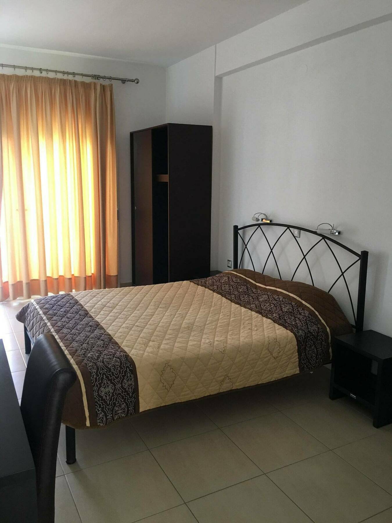 Vicky Rooms Paralia Dionysiou Bagian luar foto