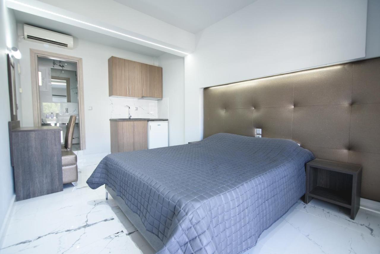 Vicky Rooms Paralia Dionysiou Bagian luar foto